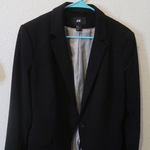 H&M black blazer 16